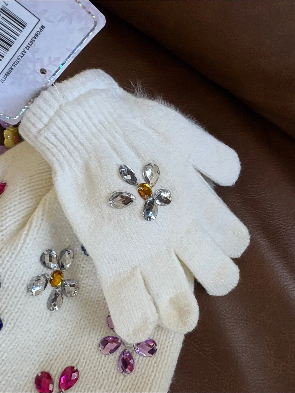 Love White Kids Hat & Gloves Set with Multicolor Gem Flowers